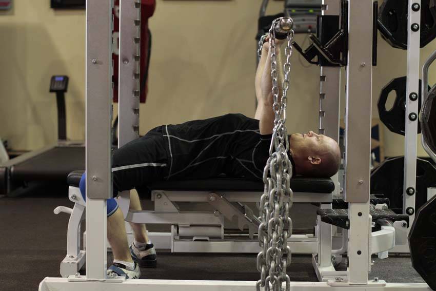 Bench Press with Chains - starting position