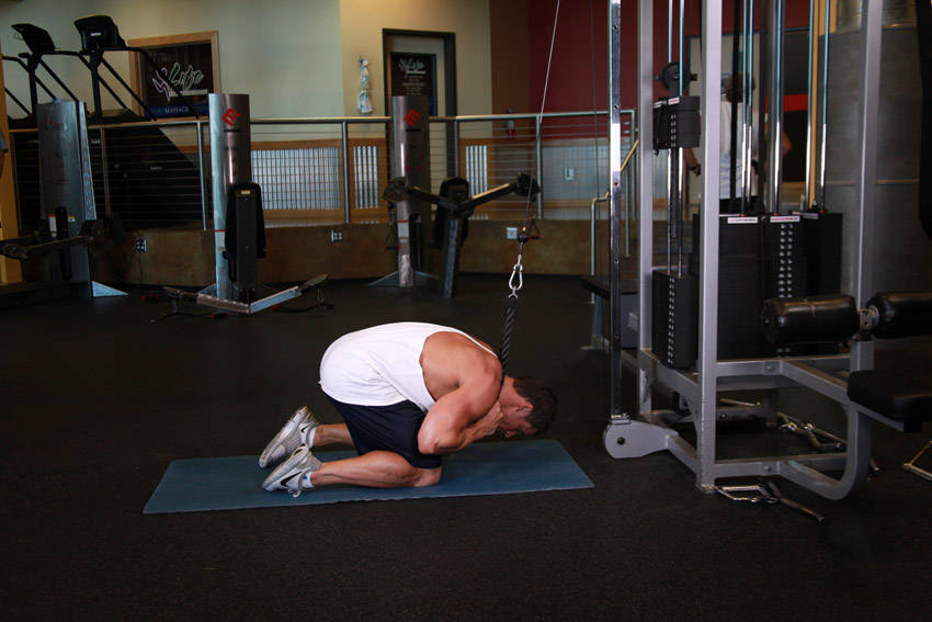 Cable Crunch - ending position