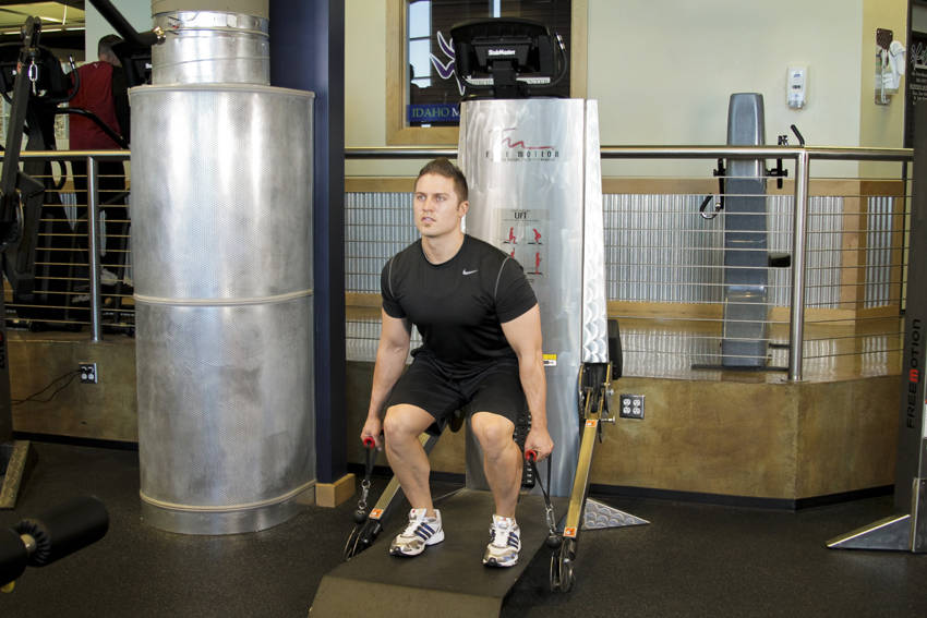 Cable Deadlifts - starting position