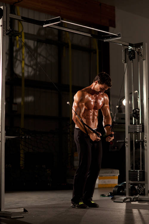 Cable Iron Cross - ending position