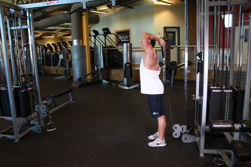 Cable Rope Overhead Triceps Extension - starting position