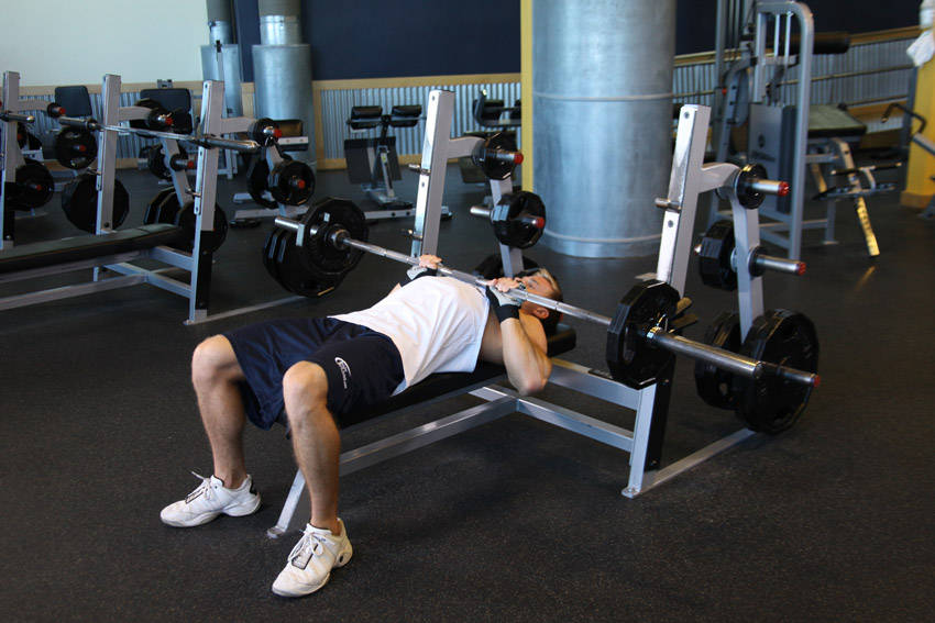 Close-Grip Barbell Bench Press - starting position