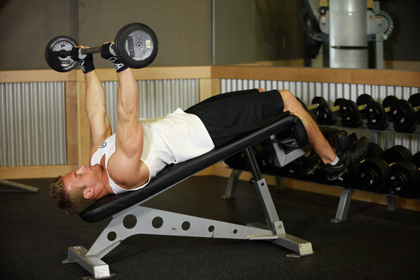 Decline Close-Grip Bench To Skull Crusher - starting position