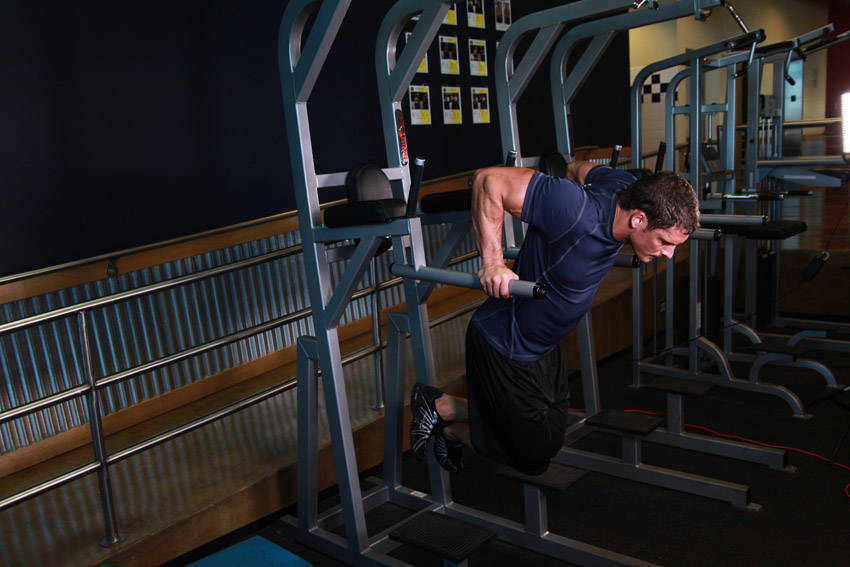 Dips - Chest Version - ending position