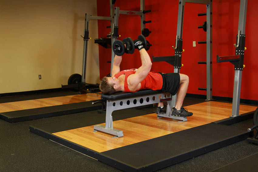 Dumbbell Flyes - starting position