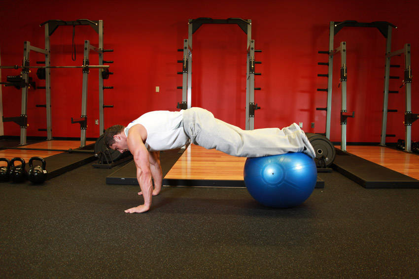 Exercise Ball Pull-In - starting position