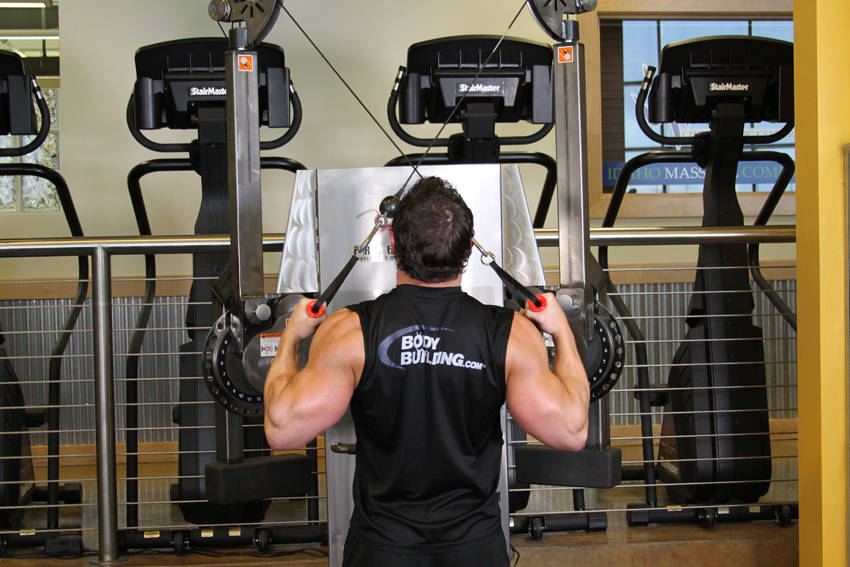 Full Range-Of-Motion Lat Pulldown - ending position