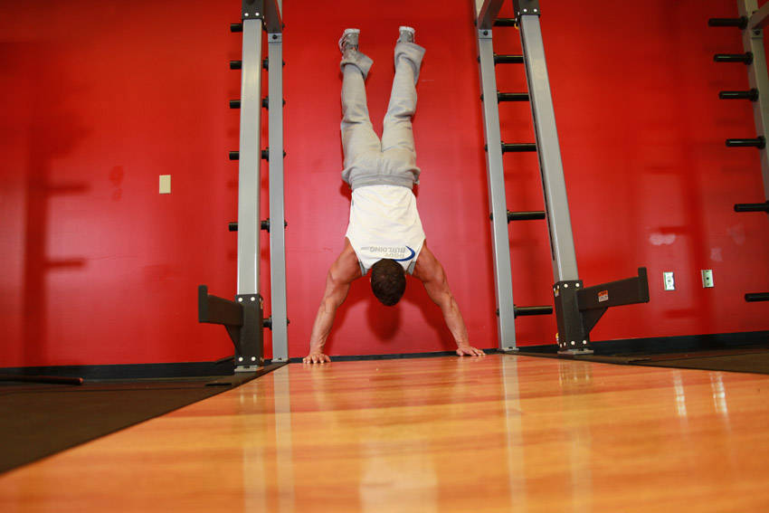 Handstand Push-Ups - starting position