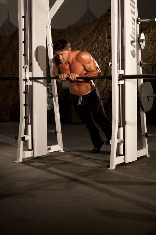 Incline Push-Up Close-Grip - ending position