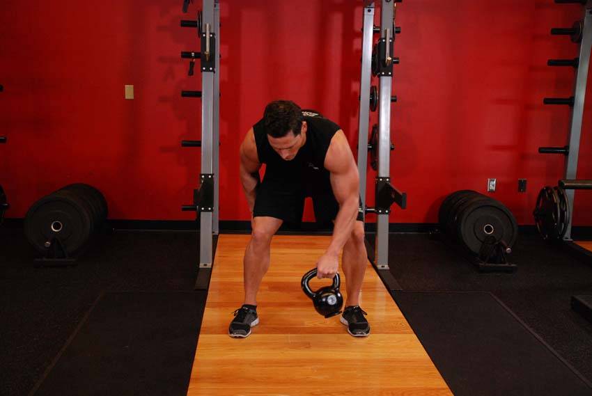 Kettlebell Figure 8 - ending position