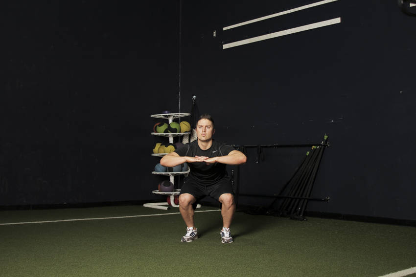 Knee Tuck Jump - starting position