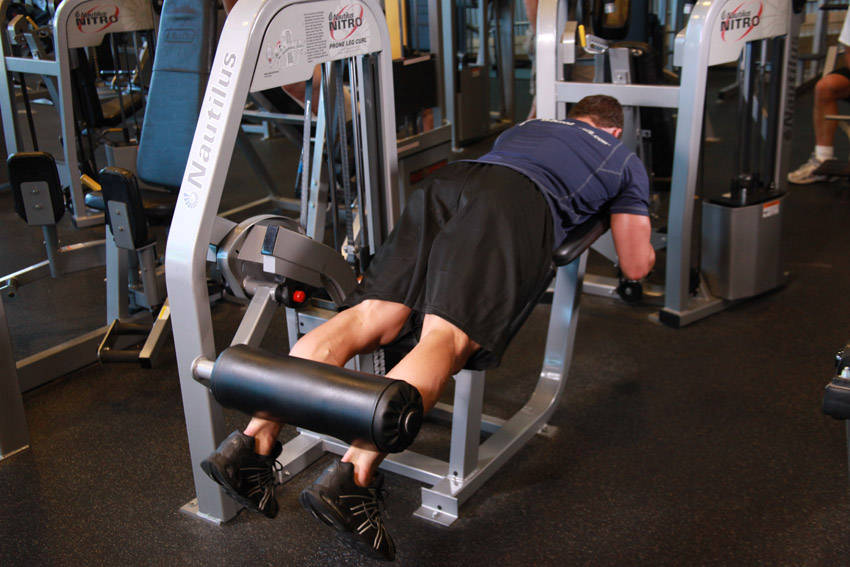 Lying Leg Curls - starting position