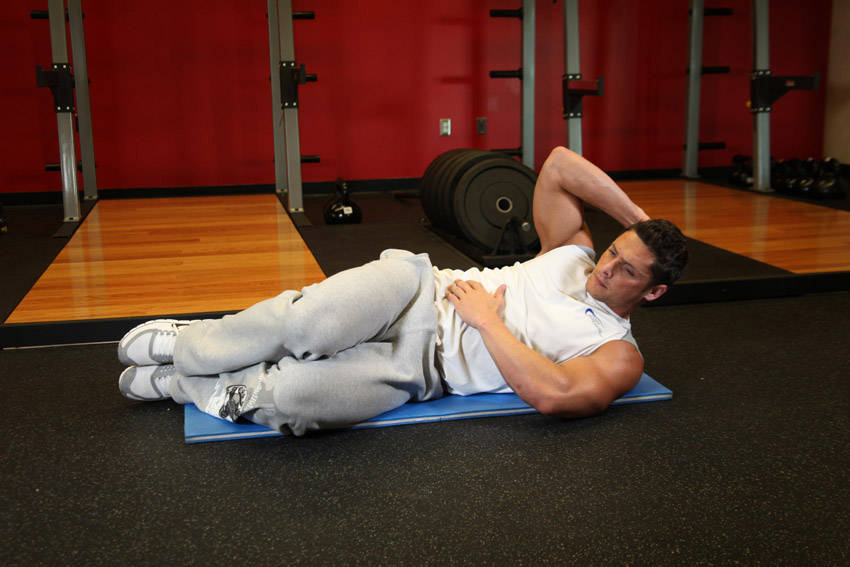 Oblique Crunches - On The Floor - starting position