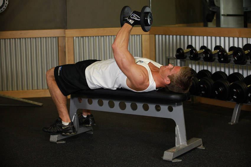 One-Arm Flat Bench Dumbbell Flye - ending position