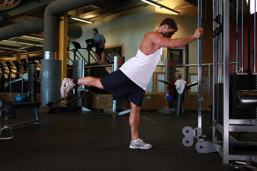 One-Legged Cable Kickback - ending position