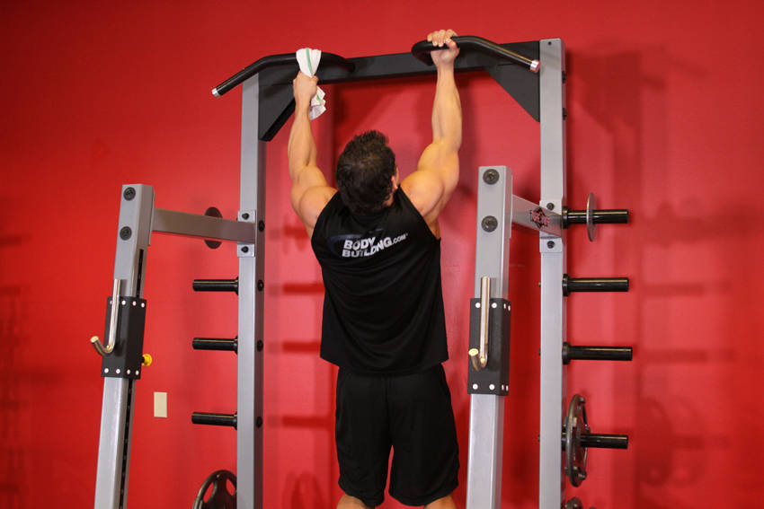 One Arm Chin-Up - starting position