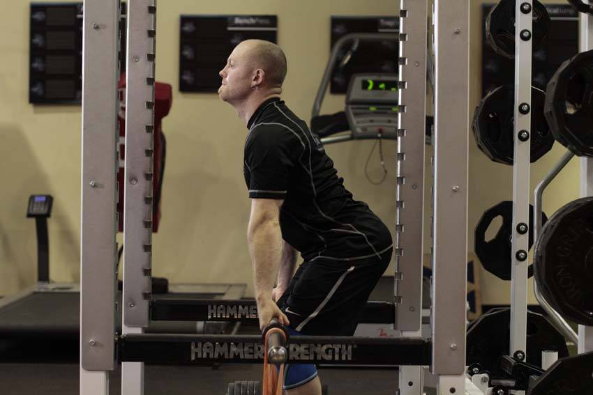 Rack Pull with Bands - starting position