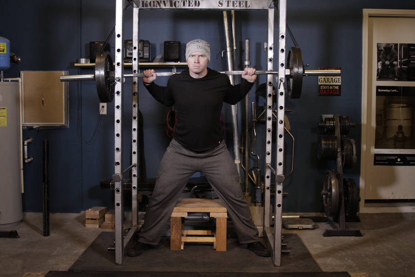 Reverse Band Box Squat - starting position