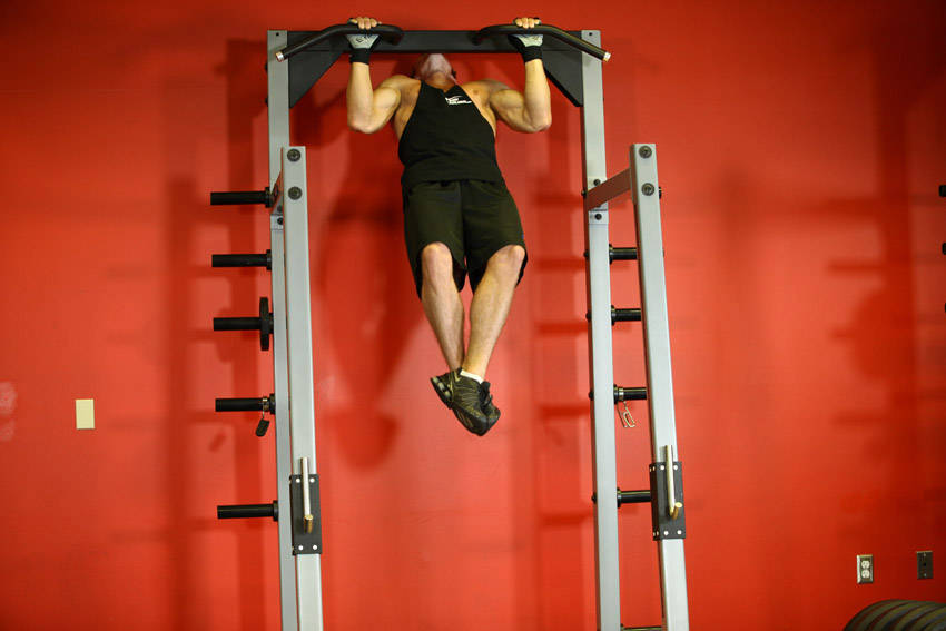 Rocky Pull-Ups/Pulldowns - ending position