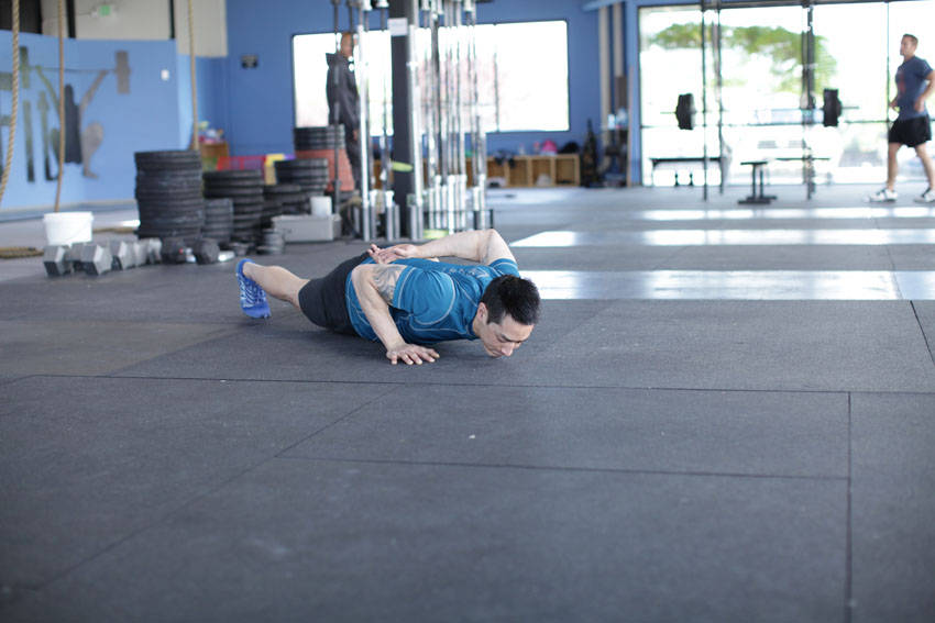 Single-Arm Push-Up - starting position