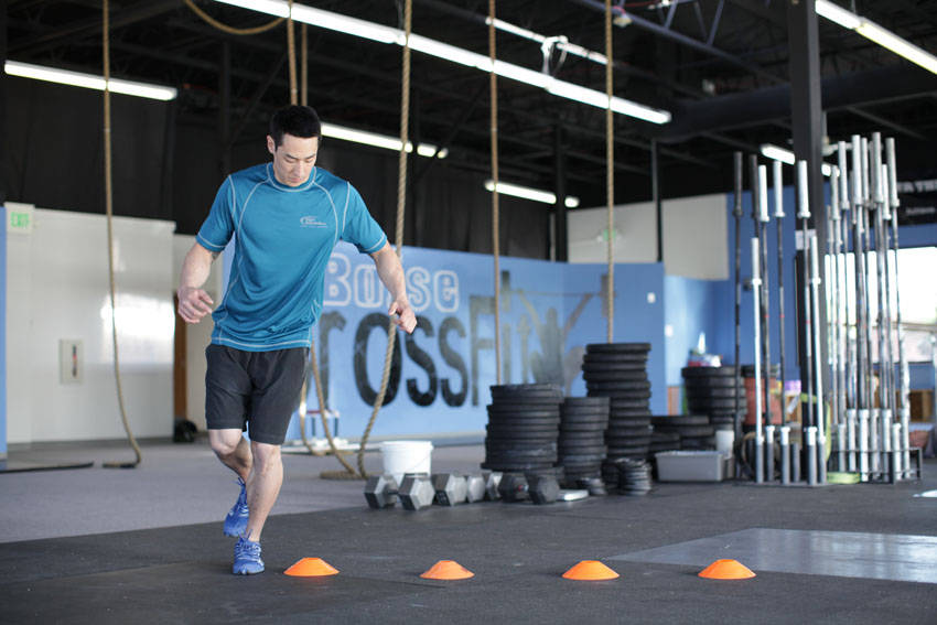 Single-Leg Lateral Hop - starting position