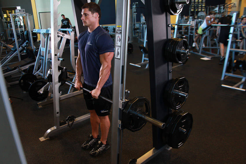 Smith Machine Upright Row - starting position