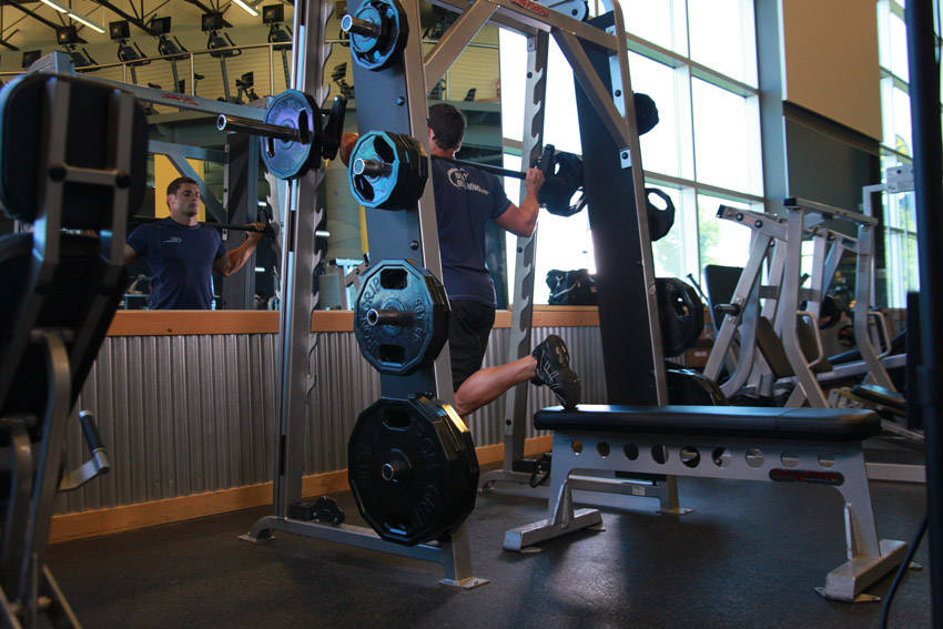 Smith Single-Leg Split Squat - starting position