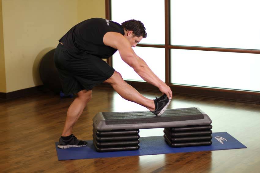 Standing Gastrocnemius Calf Stretch - ending position