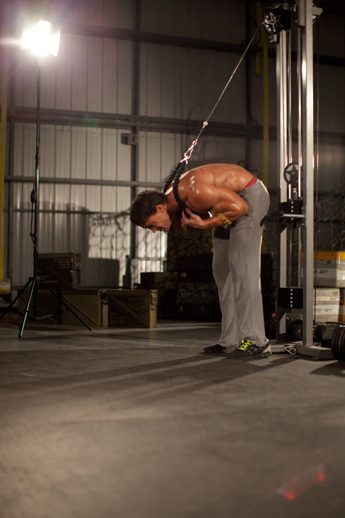 Standing Rope Crunch - ending position