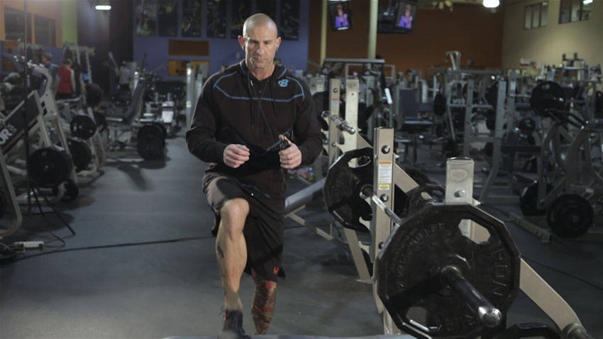 Step-up with Knee Raise - starting position