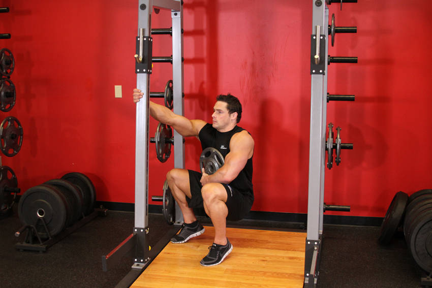 Weighted Sissy Squat - ending position