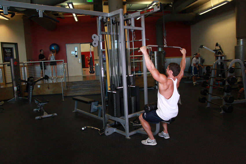 Wide-Grip Lat Pulldown - starting position