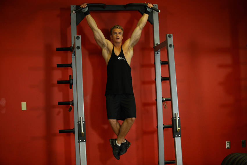 Wide-Grip Rear Pull-Up - starting position